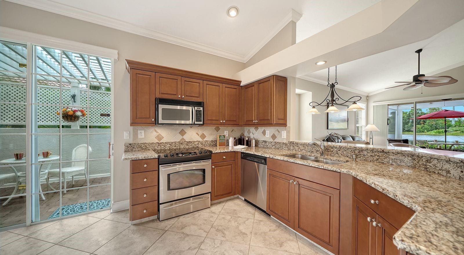 7126 KENSINGTON COURT, University Park, FL 34201