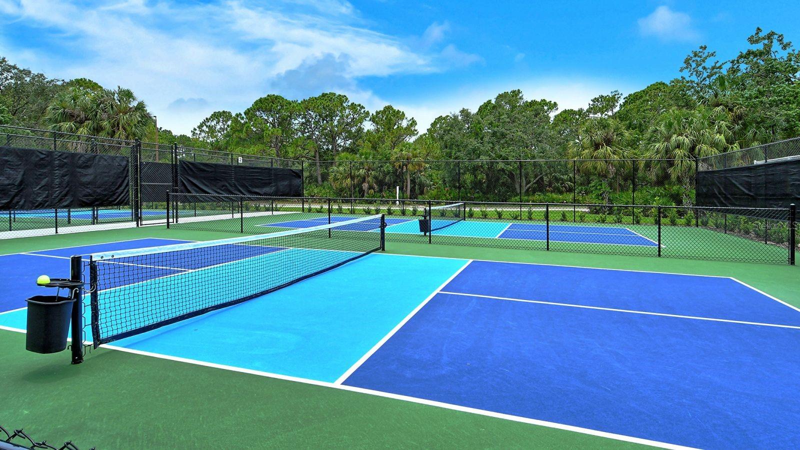 7126 KENSINGTON COURT, University Park, FL 34201