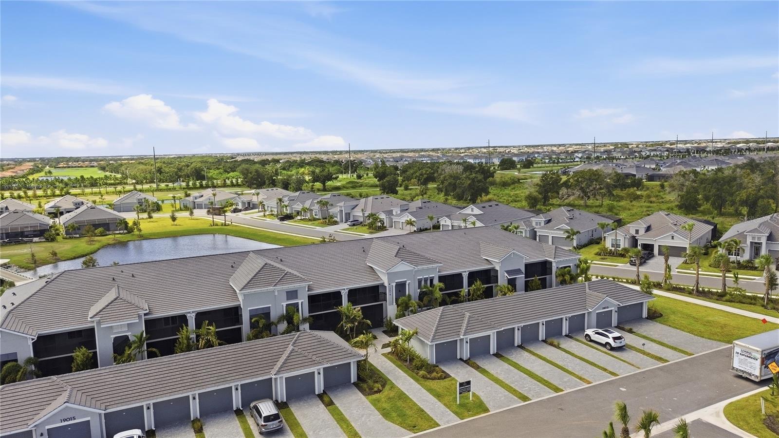 18911 SCALLOP LOOP, #103, Lakewood Ranch, FL 34211