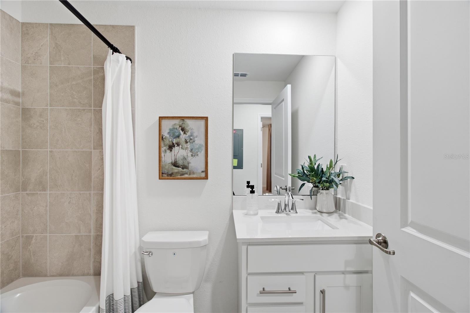 18911 SCALLOP LOOP, #103, Lakewood Ranch, FL 34211