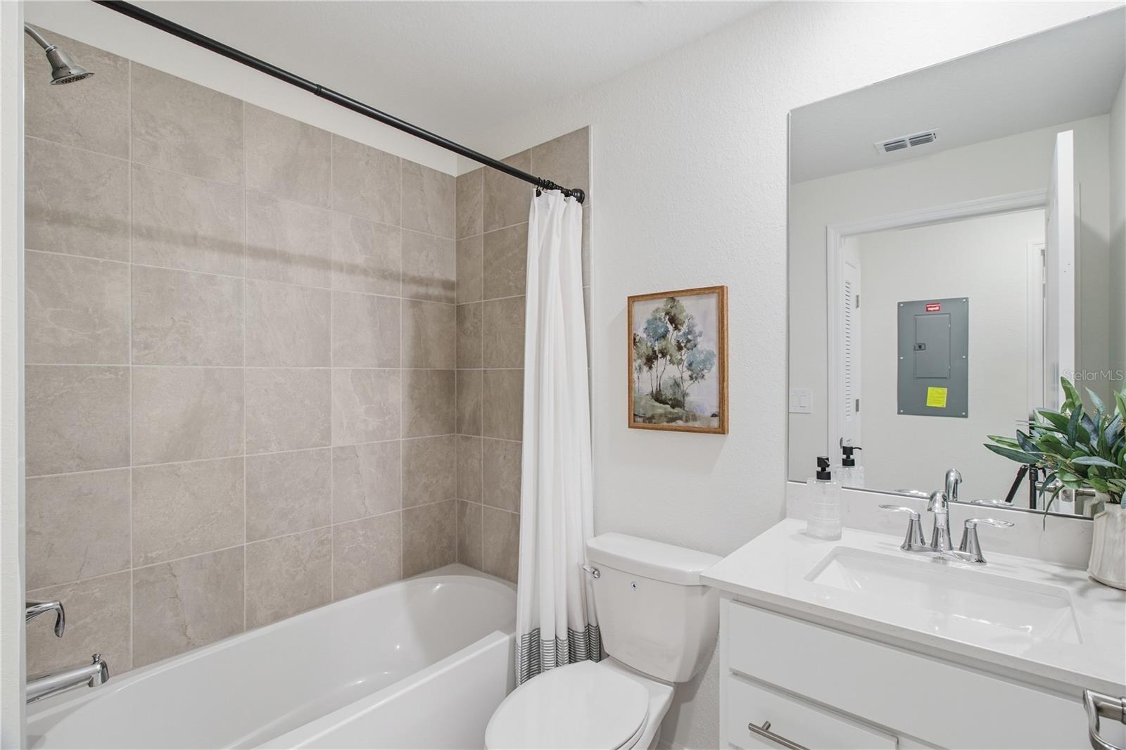 18911 SCALLOP LOOP, #103, Lakewood Ranch, FL 34211