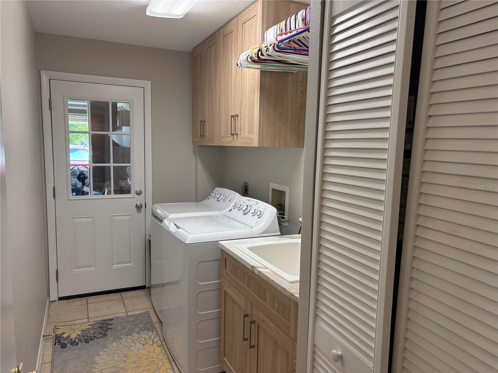 4277 SANTO AVENUE, Sarasota, FL 34241