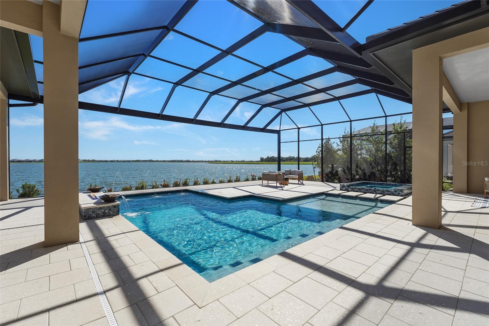596 BLUE SHELL LOOP, Sarasota, FL 34240