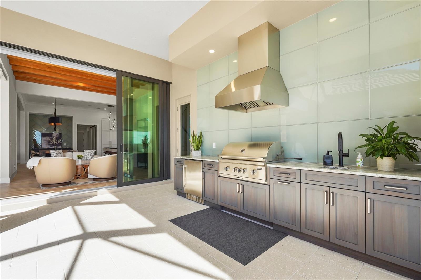 596 BLUE SHELL LOOP, Sarasota, FL 34240