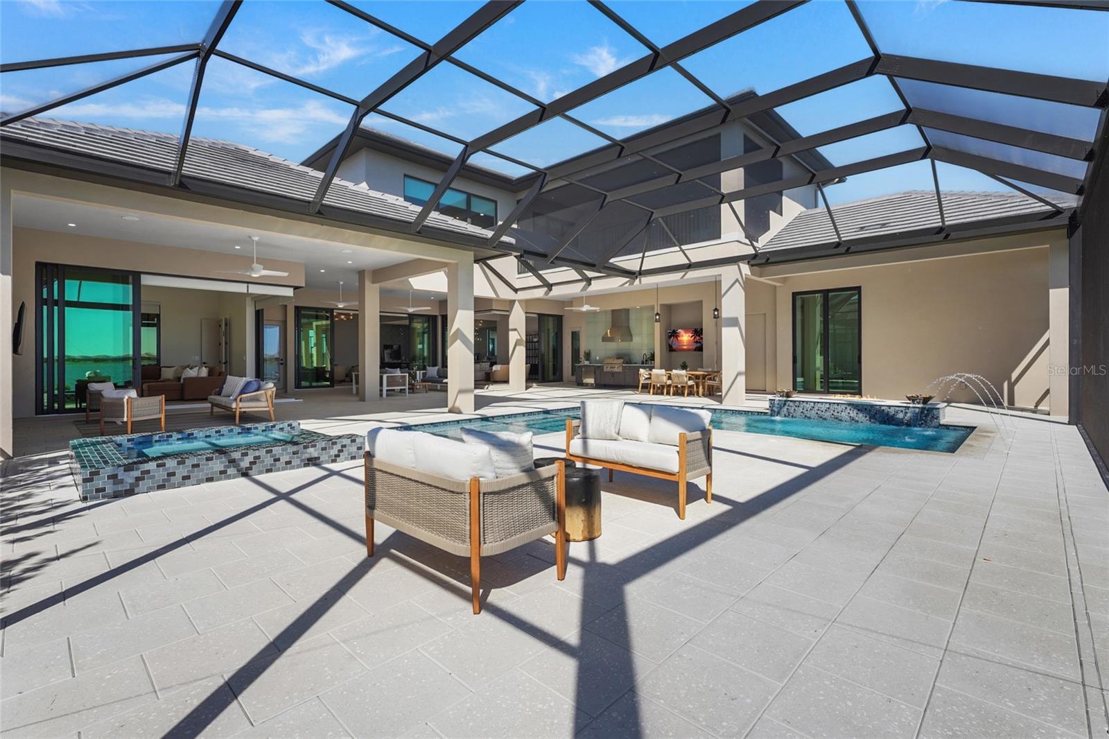 596 BLUE SHELL LOOP, Sarasota, FL 34240