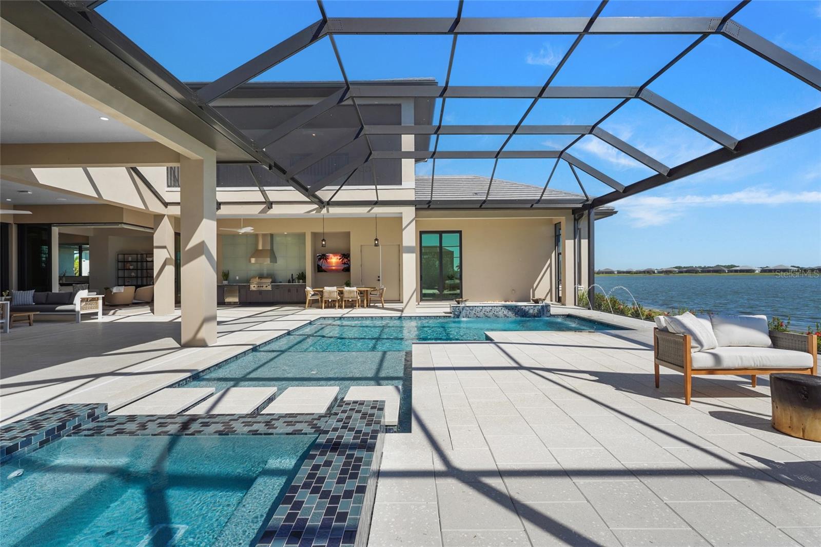 596 BLUE SHELL LOOP, Sarasota, FL 34240