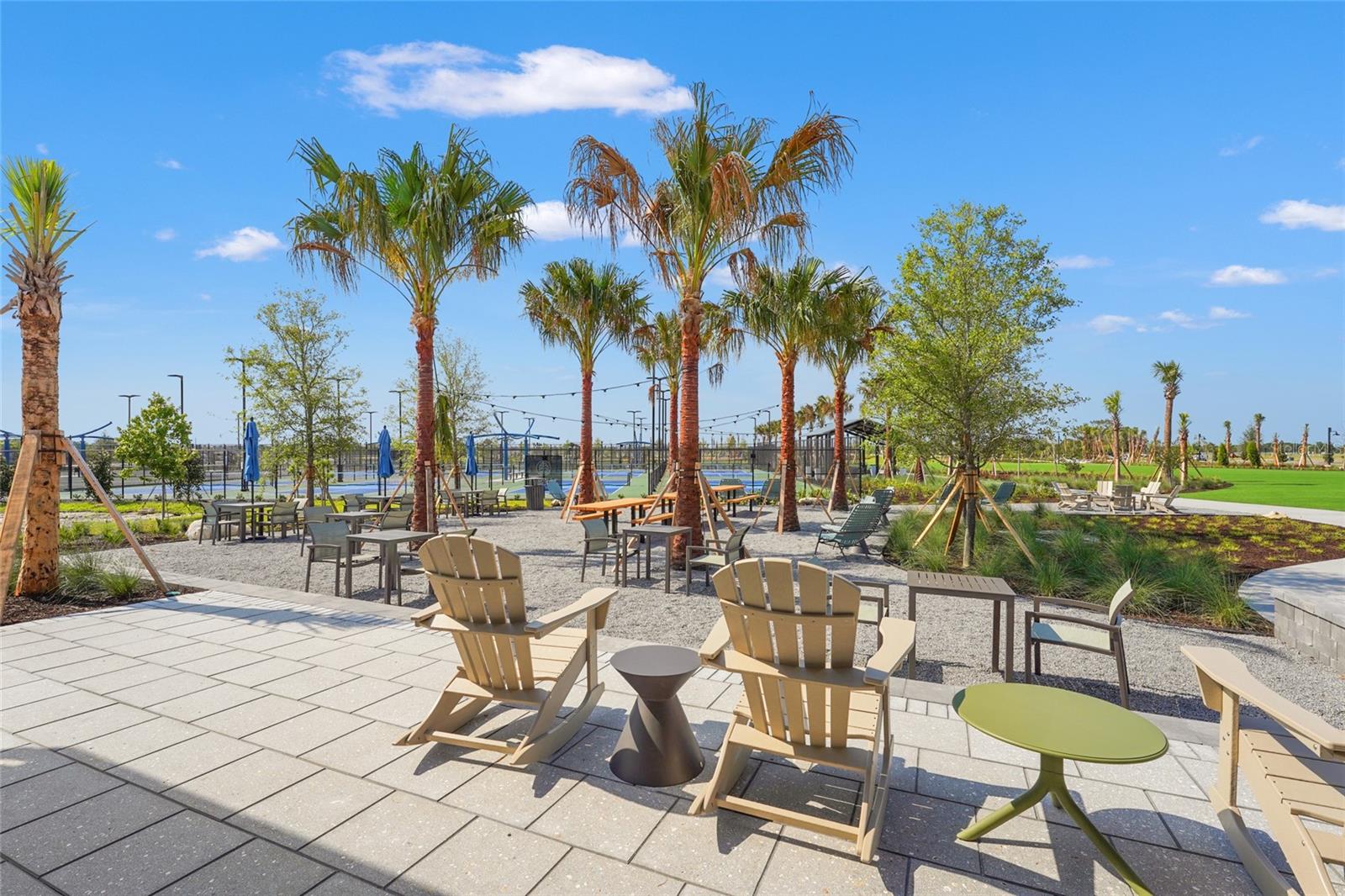 596 BLUE SHELL LOOP, Sarasota, FL 34240