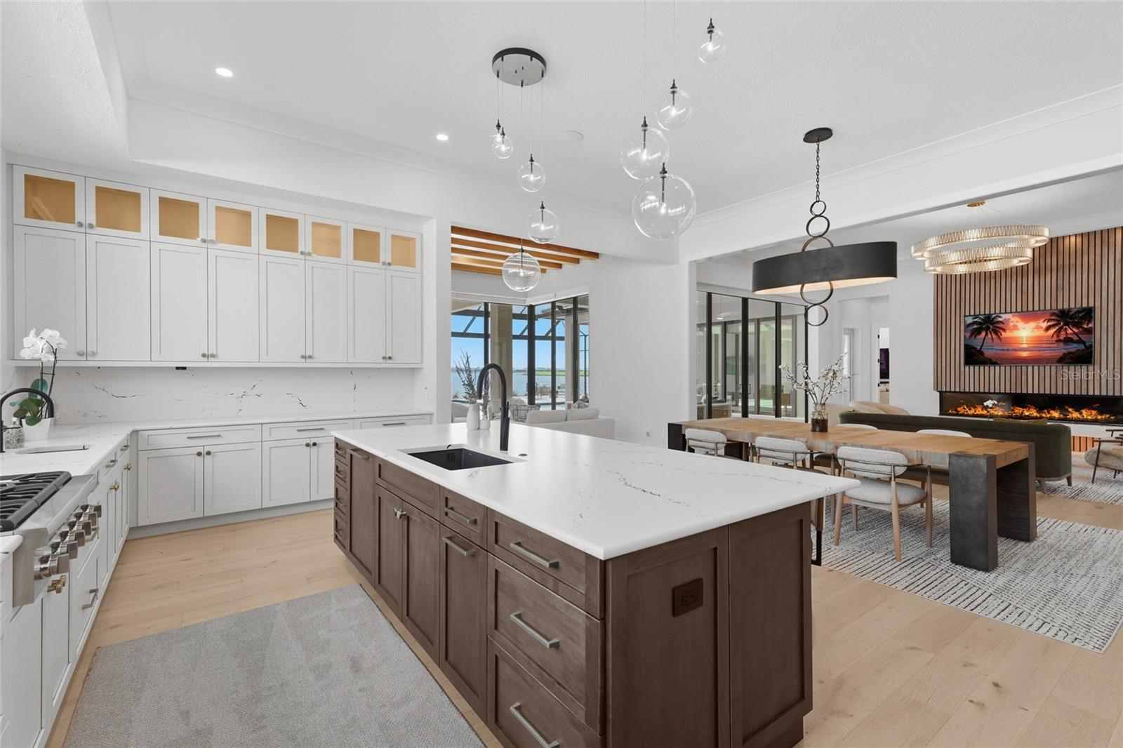596 BLUE SHELL LOOP, Sarasota, FL 34240