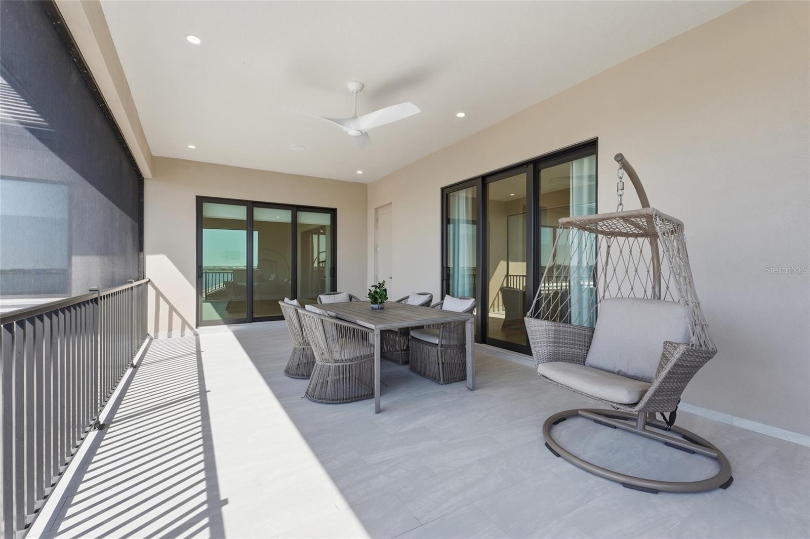 596 BLUE SHELL LOOP, Sarasota, FL 34240