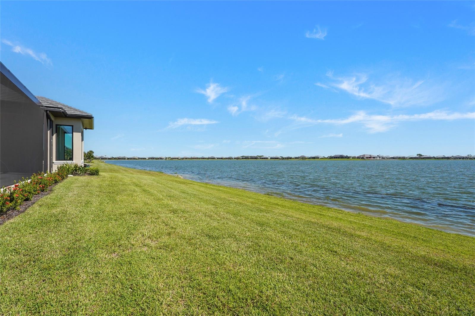 596 BLUE SHELL LOOP, Sarasota, FL 34240