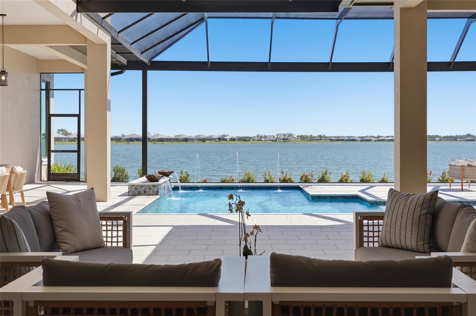 596 BLUE SHELL LOOP, Sarasota, FL 34240