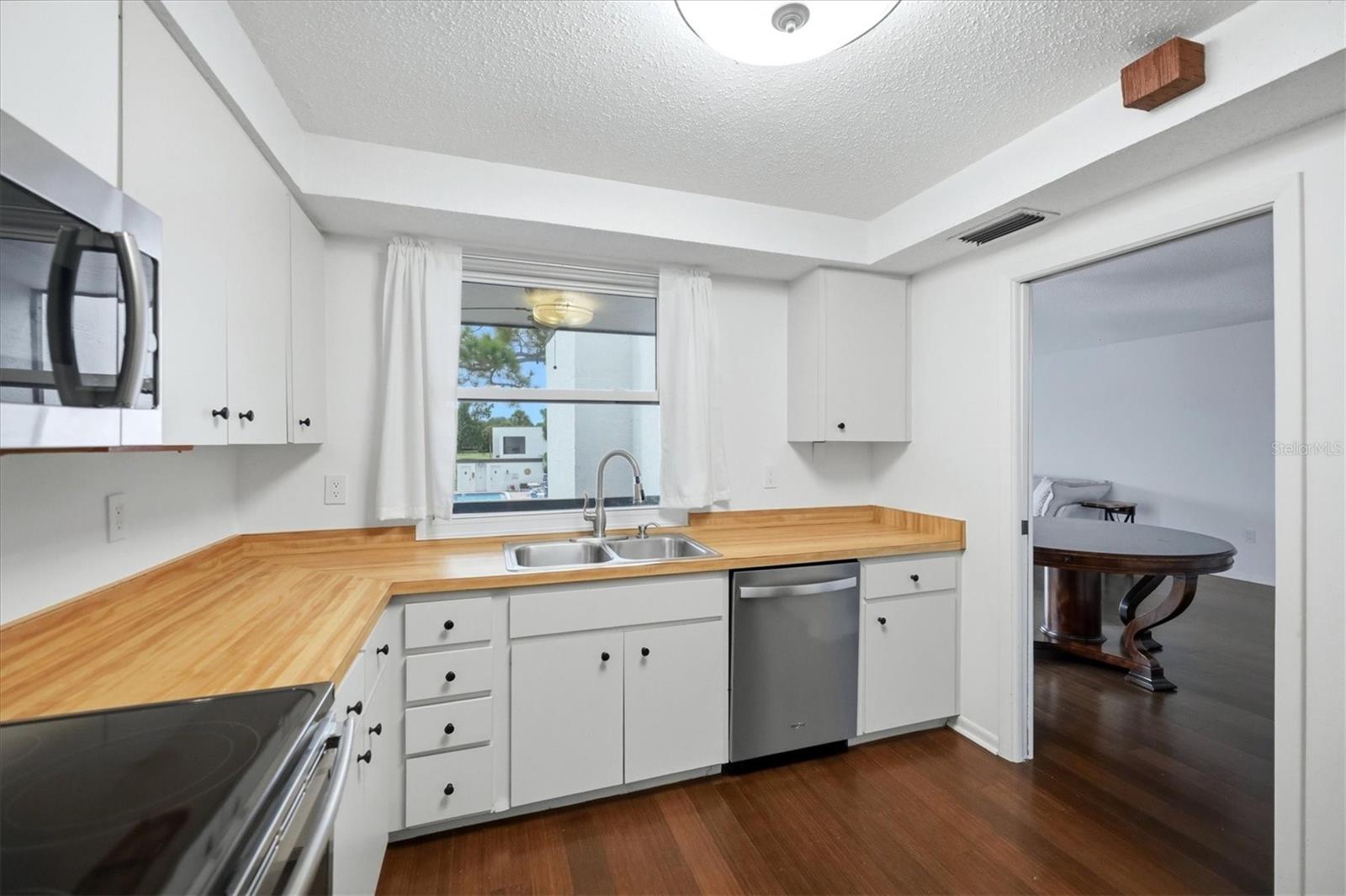 5030 MARSH FIELD ROAD, #22, Sarasota, FL 34235