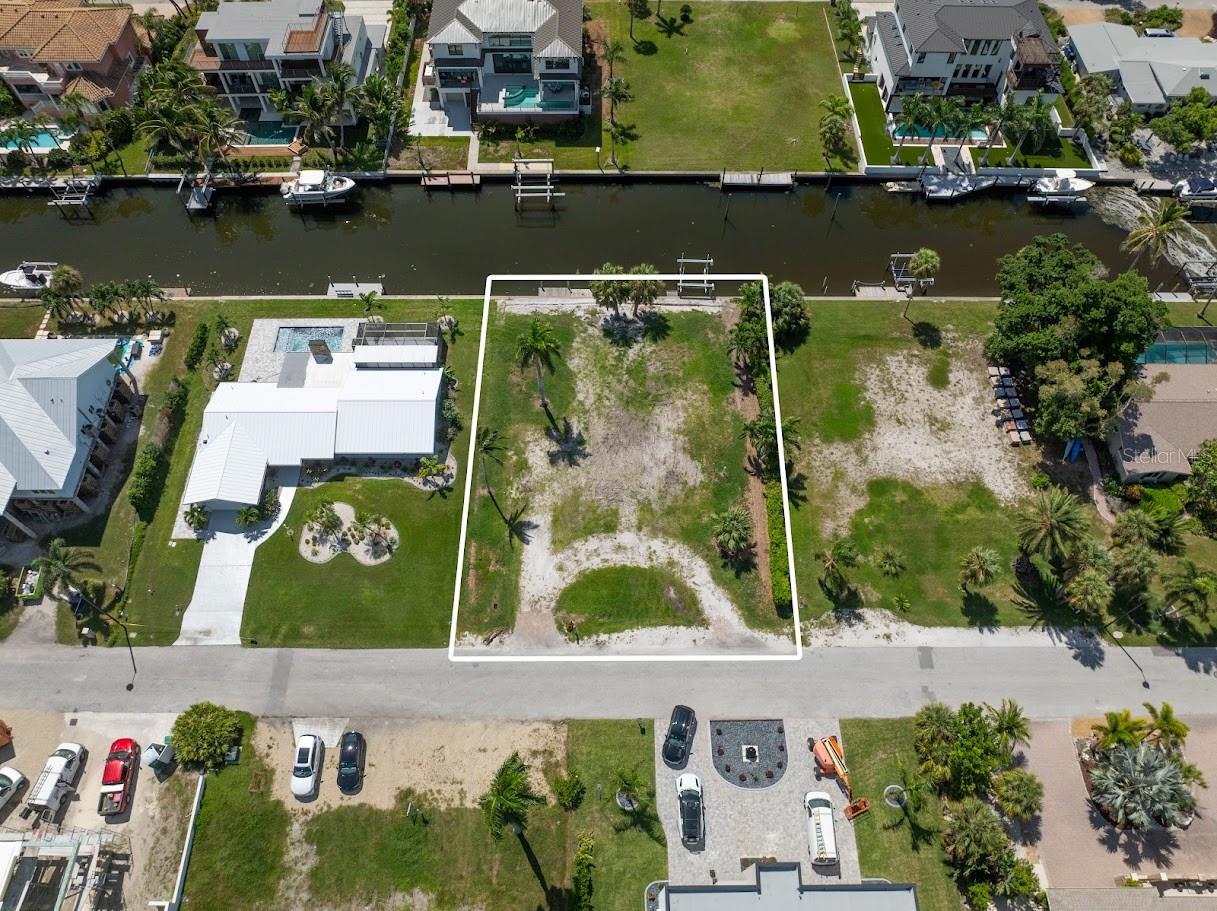 568 ROUNTREE DRIVE, Longboat Key, FL 34228 568 ROUNTREE DRIVE, Longboat Key, FL 34228