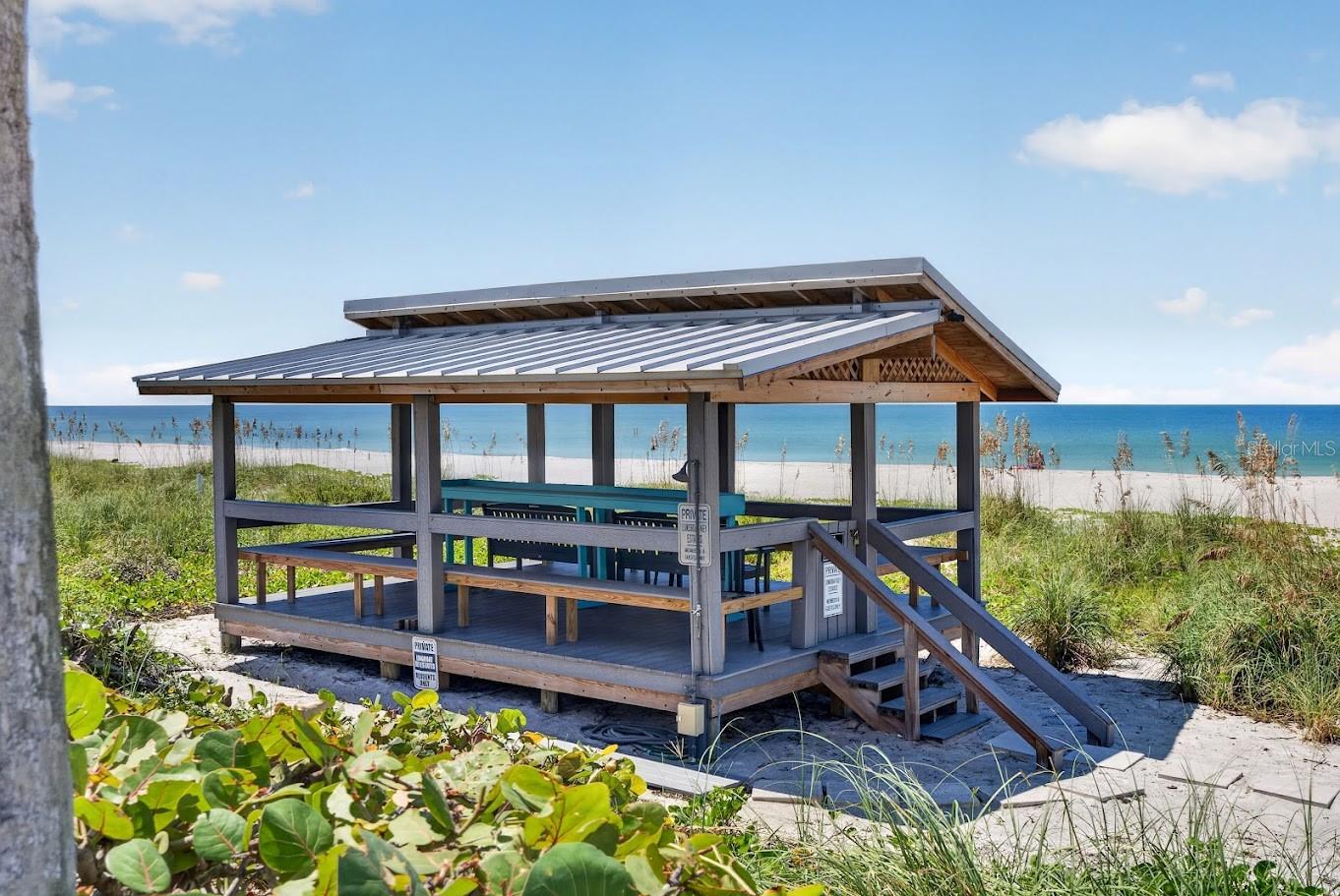 568 ROUNTREE DRIVE, Longboat Key, FL 34228