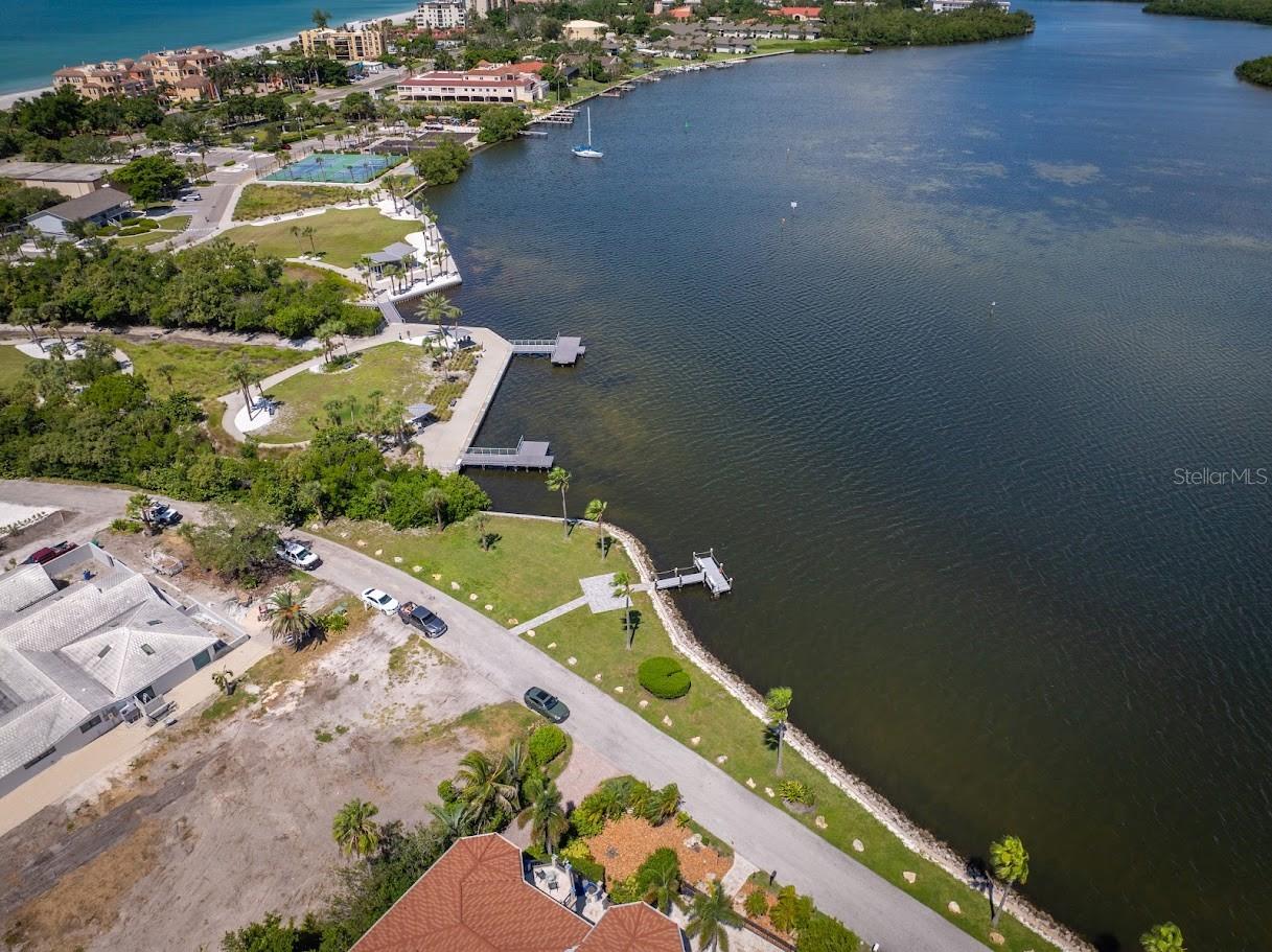 568 ROUNTREE DRIVE, Longboat Key, FL 34228