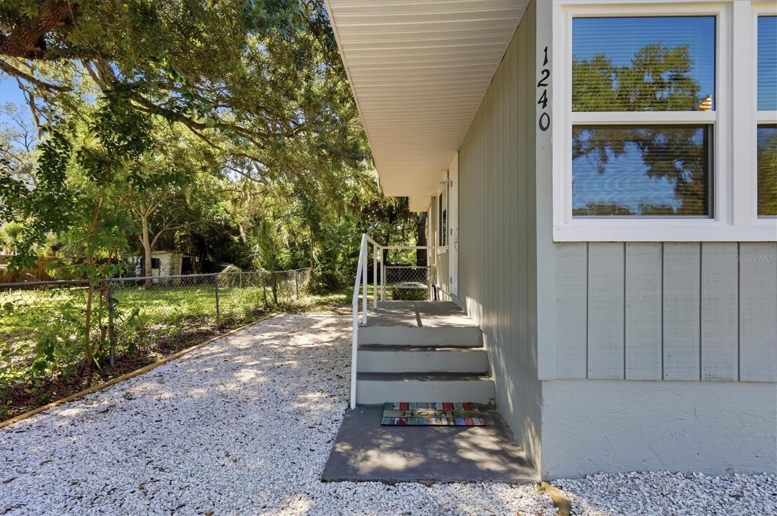 Entry steps to the front door. Entry steps to the front door.