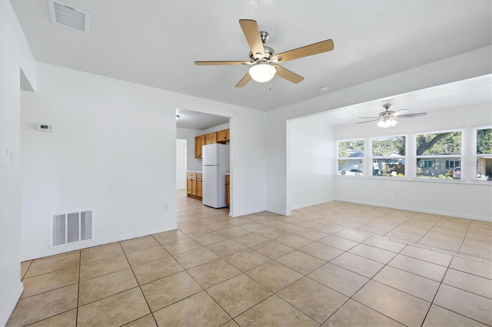 Step down to the Dining room from the Living room. Step down to the Dining room from the Living room.