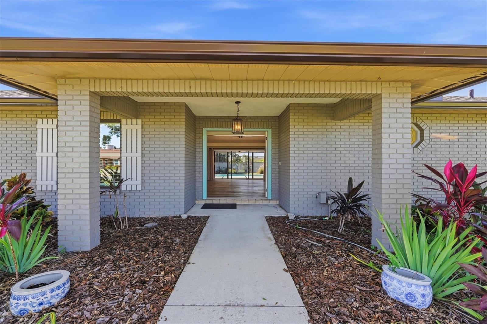 6993 COUNTRY LAKES CIRCLE, Sarasota, FL 34243