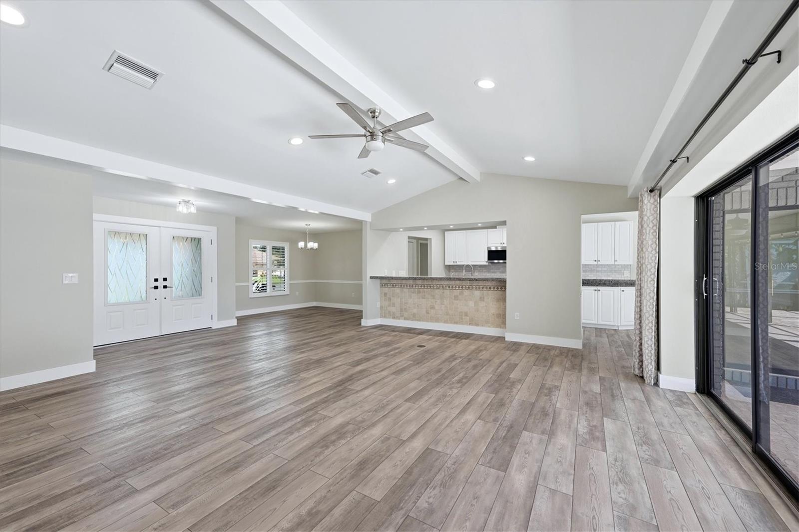 6993 COUNTRY LAKES CIRCLE, Sarasota, FL 34243