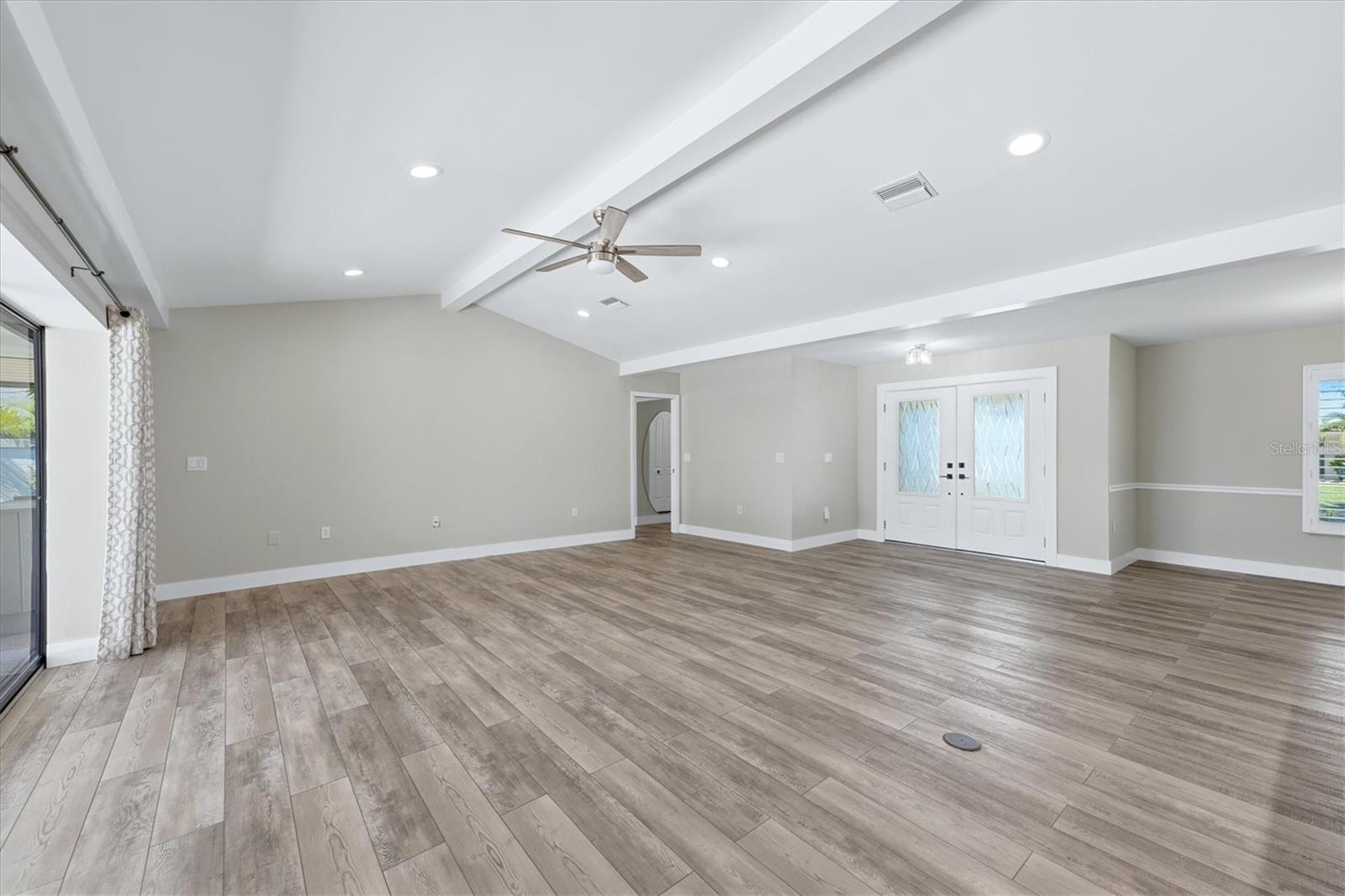 6993 COUNTRY LAKES CIRCLE, Sarasota, FL 34243