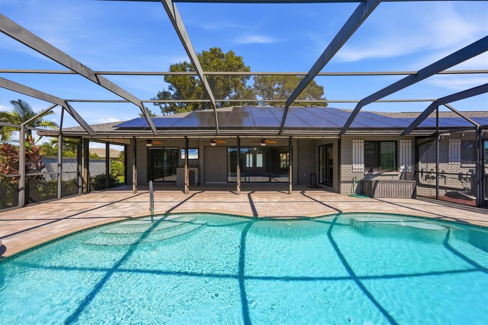 6993 COUNTRY LAKES CIRCLE, Sarasota, FL 34243