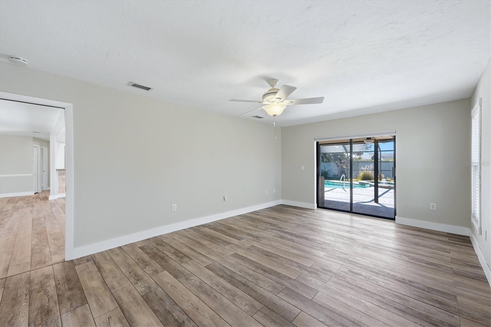 6993 COUNTRY LAKES CIRCLE, Sarasota, FL 34243
