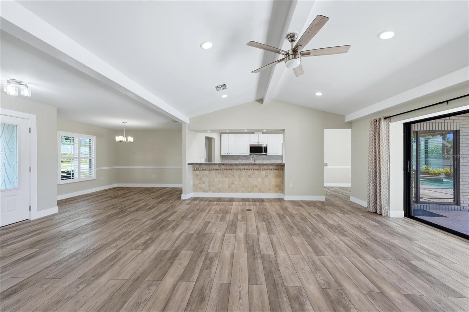 6993 COUNTRY LAKES CIRCLE, Sarasota, FL 34243