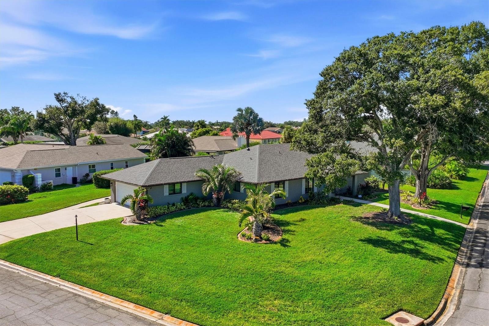 6993 COUNTRY LAKES CIRCLE, Sarasota, FL 34243
