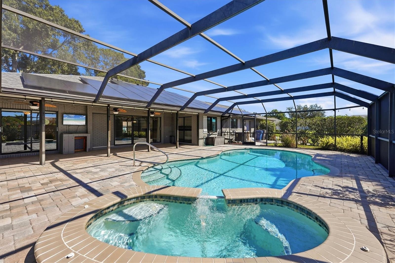 6993 COUNTRY LAKES CIRCLE, Sarasota, FL 34243