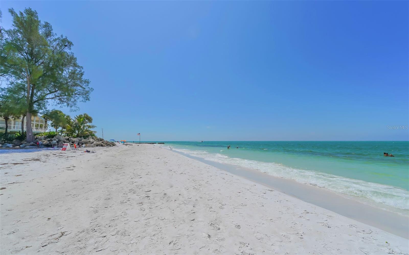 120 WHISPERING SANDS DRIVE, #V20, Sarasota, FL 34242