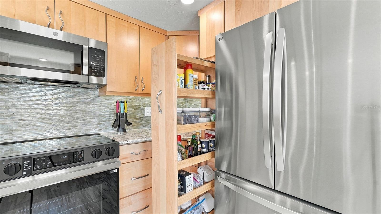 120 WHISPERING SANDS DRIVE, #V20, Sarasota, FL 34242