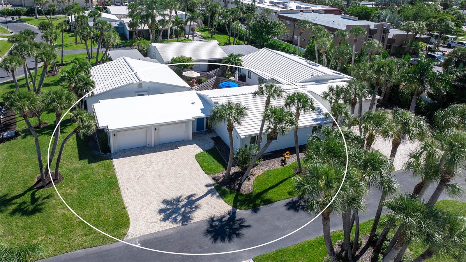 120 WHISPERING SANDS DRIVE, #V20, Sarasota, FL 34242