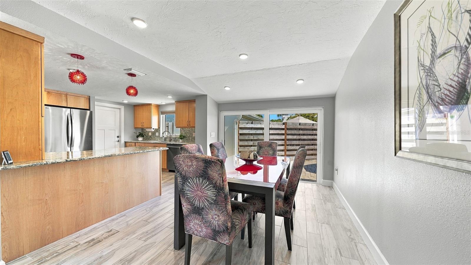 120 WHISPERING SANDS DRIVE, #V20, Sarasota, FL 34242
