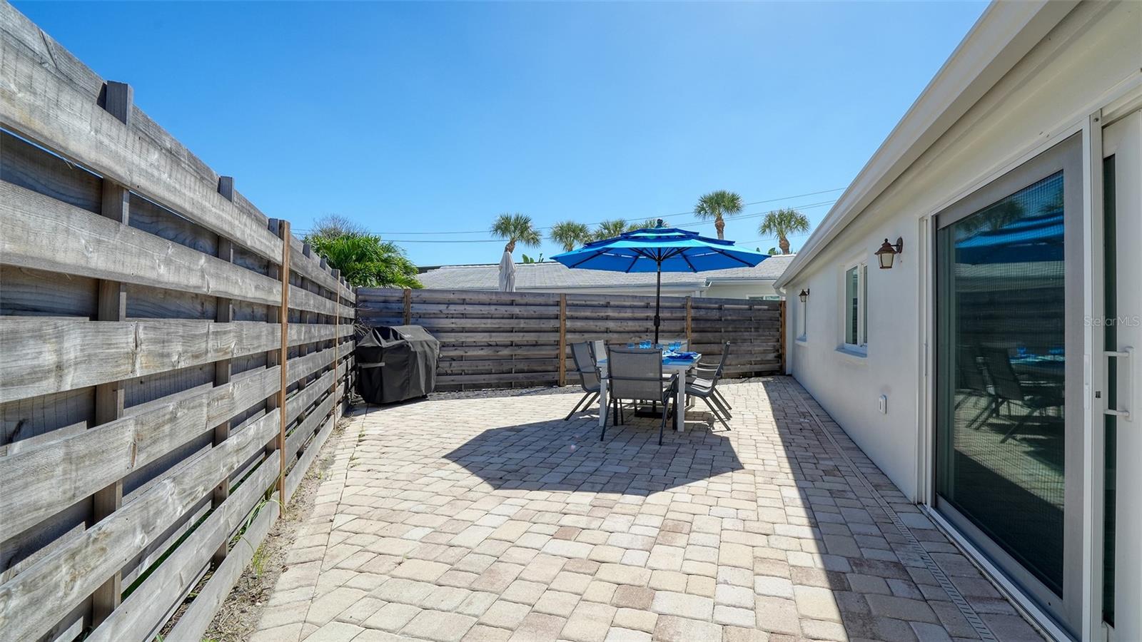 120 WHISPERING SANDS DRIVE, #V20, Sarasota, FL 34242