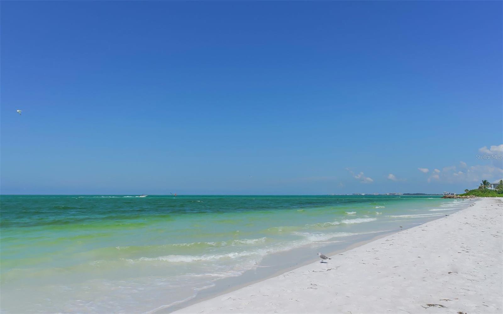 120 WHISPERING SANDS DRIVE, #V20, Sarasota, FL 34242