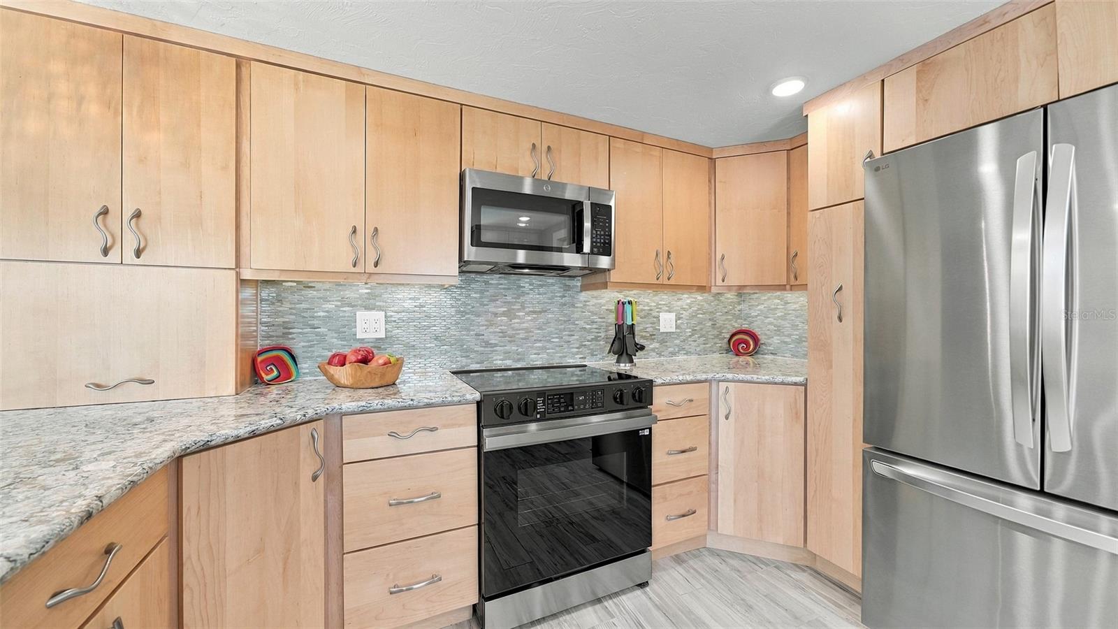 120 WHISPERING SANDS DRIVE, #V20, Sarasota, FL 34242