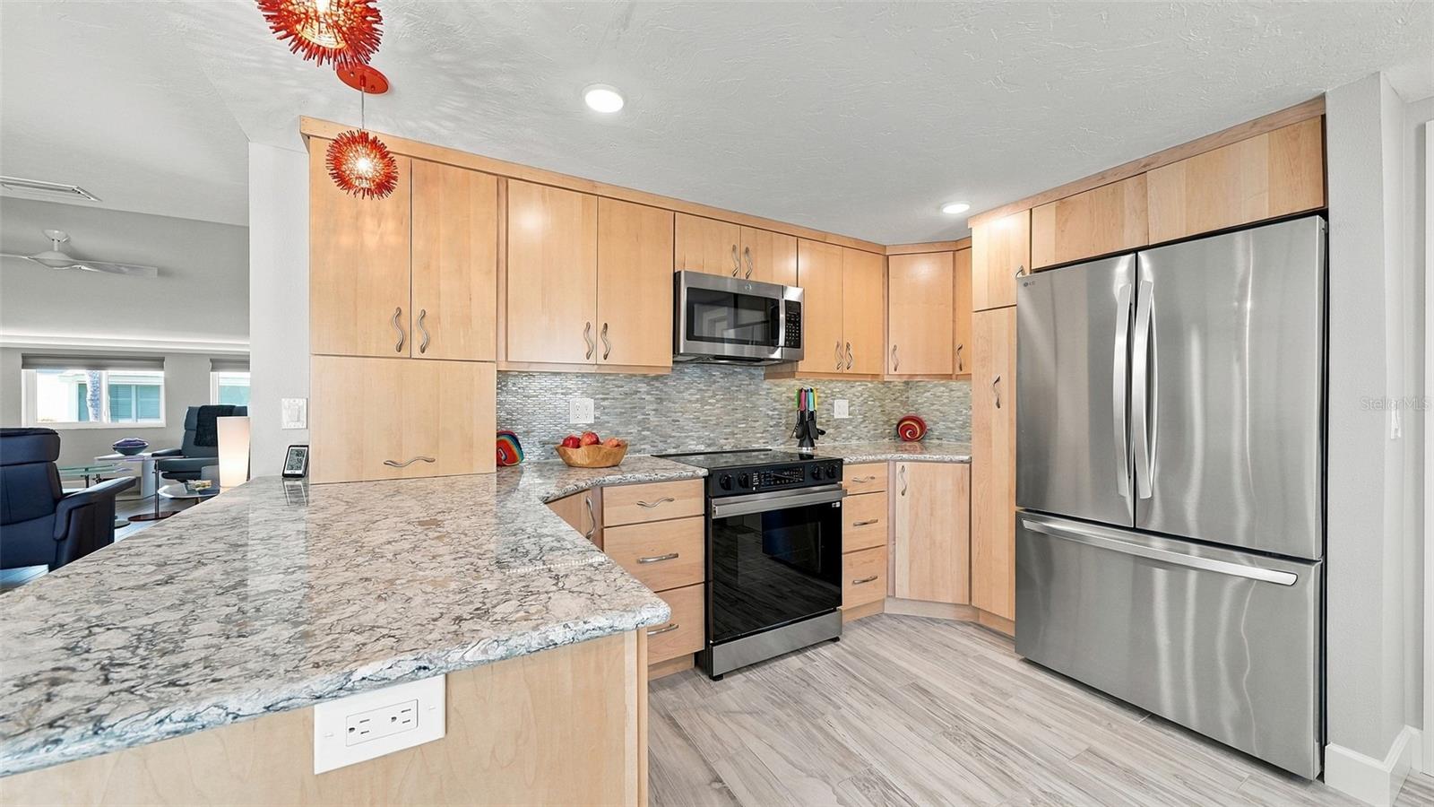 120 WHISPERING SANDS DRIVE, #V20, Sarasota, FL 34242
