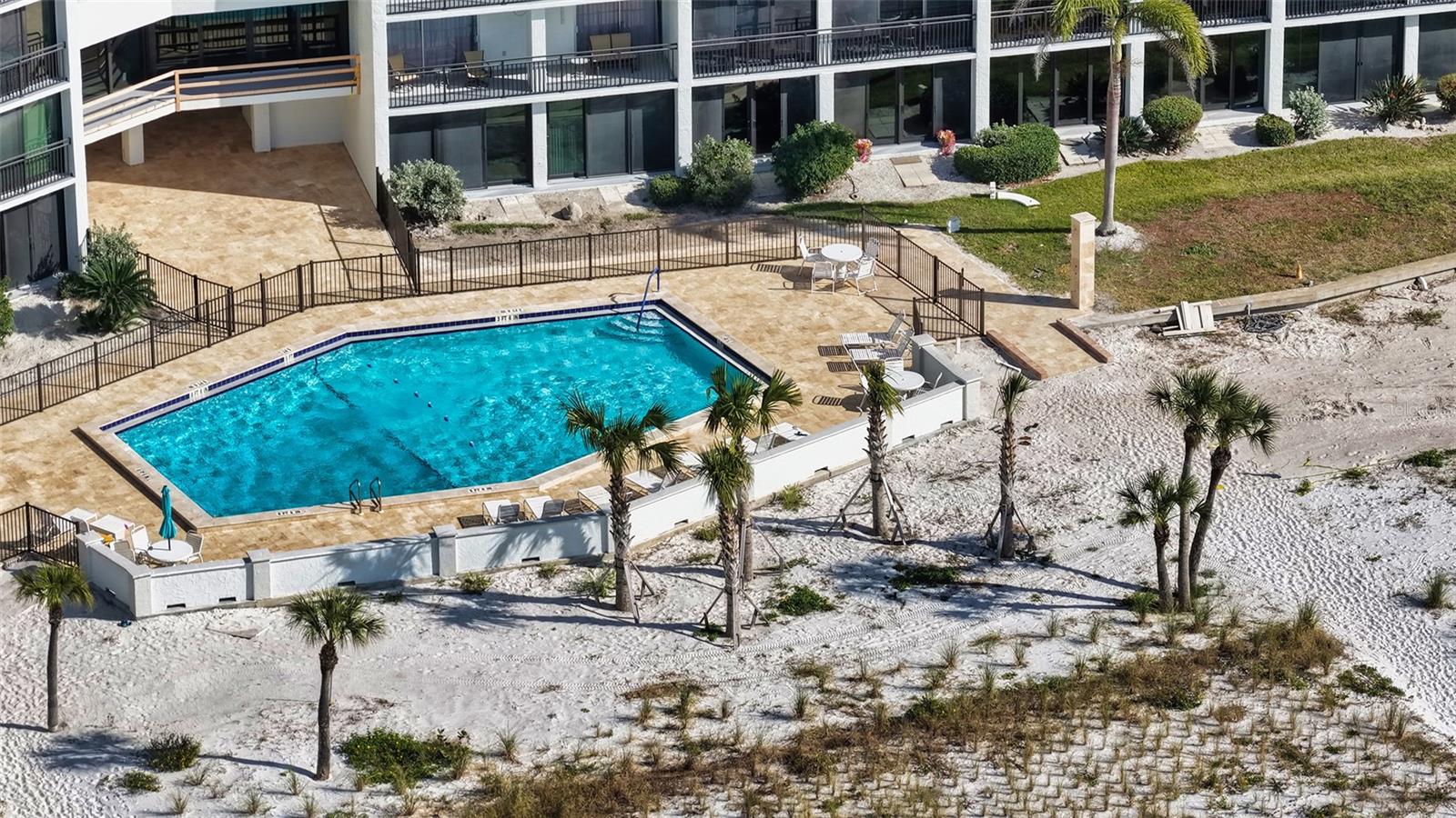 120 WHISPERING SANDS DRIVE, #V20, Sarasota, FL 34242