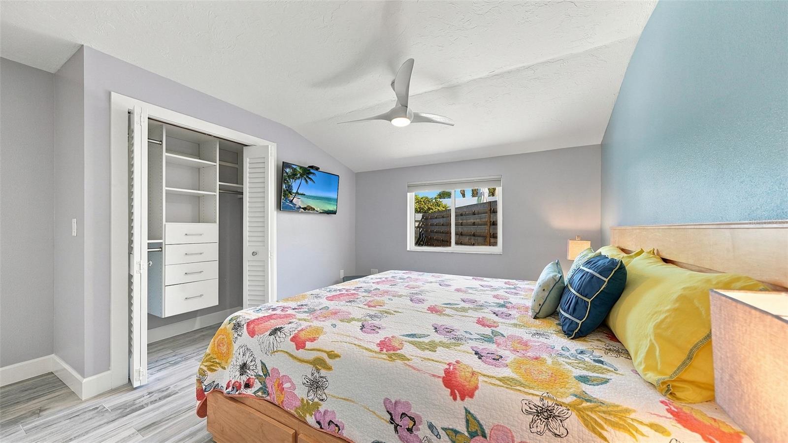 120 WHISPERING SANDS DRIVE, #V20, Sarasota, FL 34242