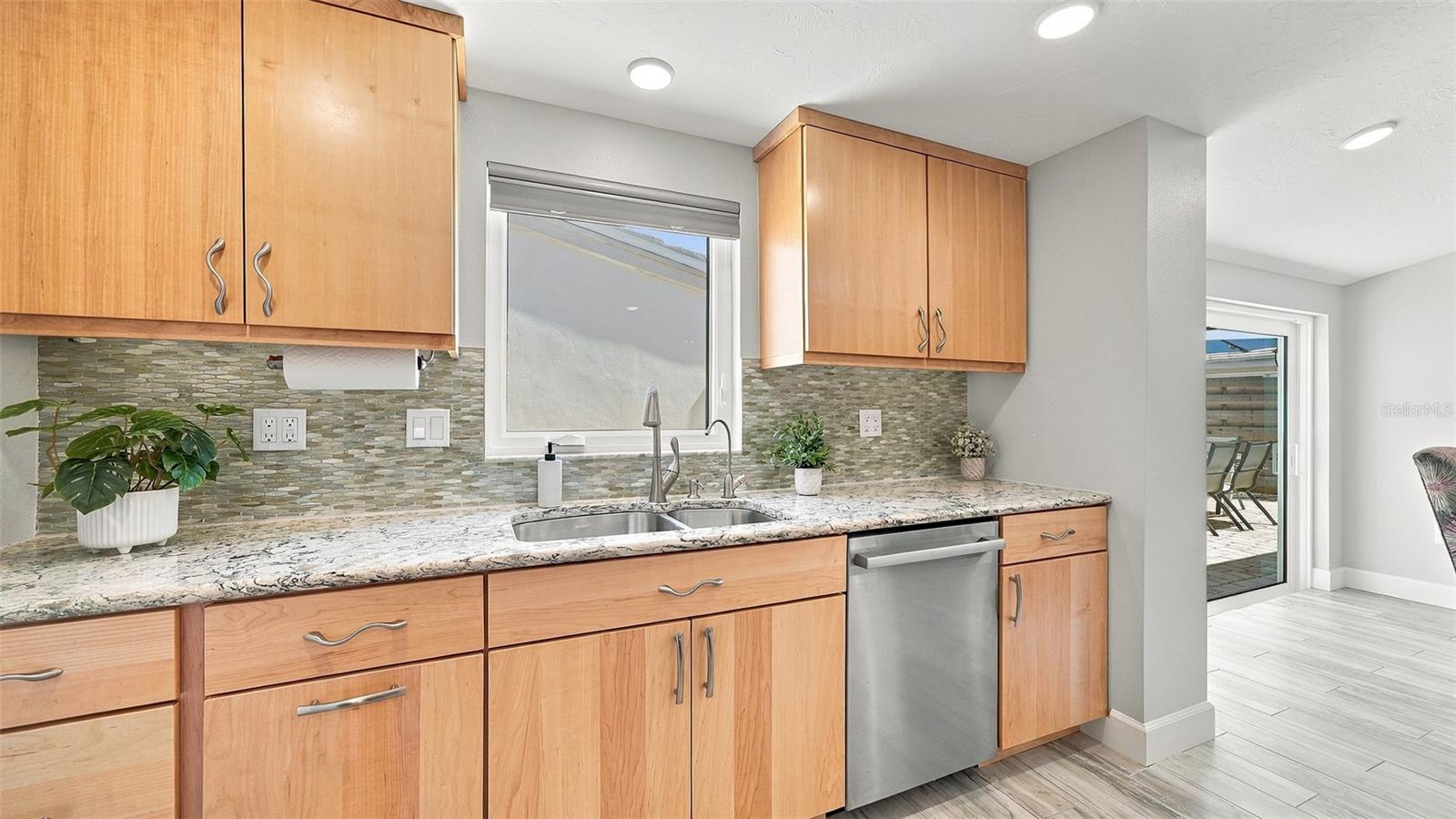 120 WHISPERING SANDS DRIVE, #V20, Sarasota, FL 34242