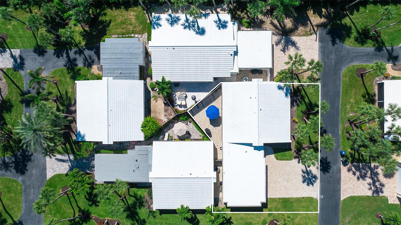 120 WHISPERING SANDS DRIVE, #V20, Sarasota, FL 34242