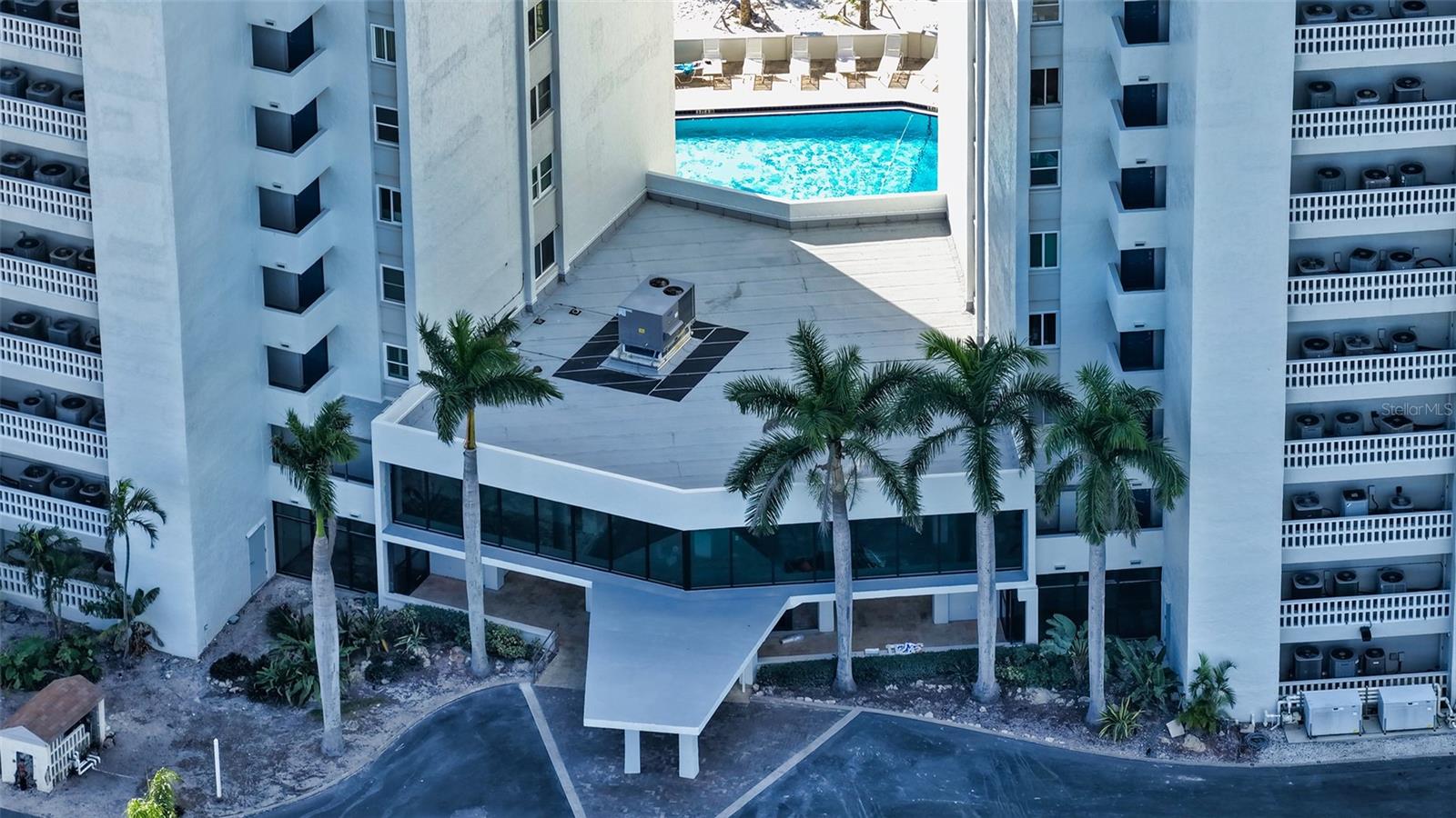 120 WHISPERING SANDS DRIVE, #V20, Sarasota, FL 34242