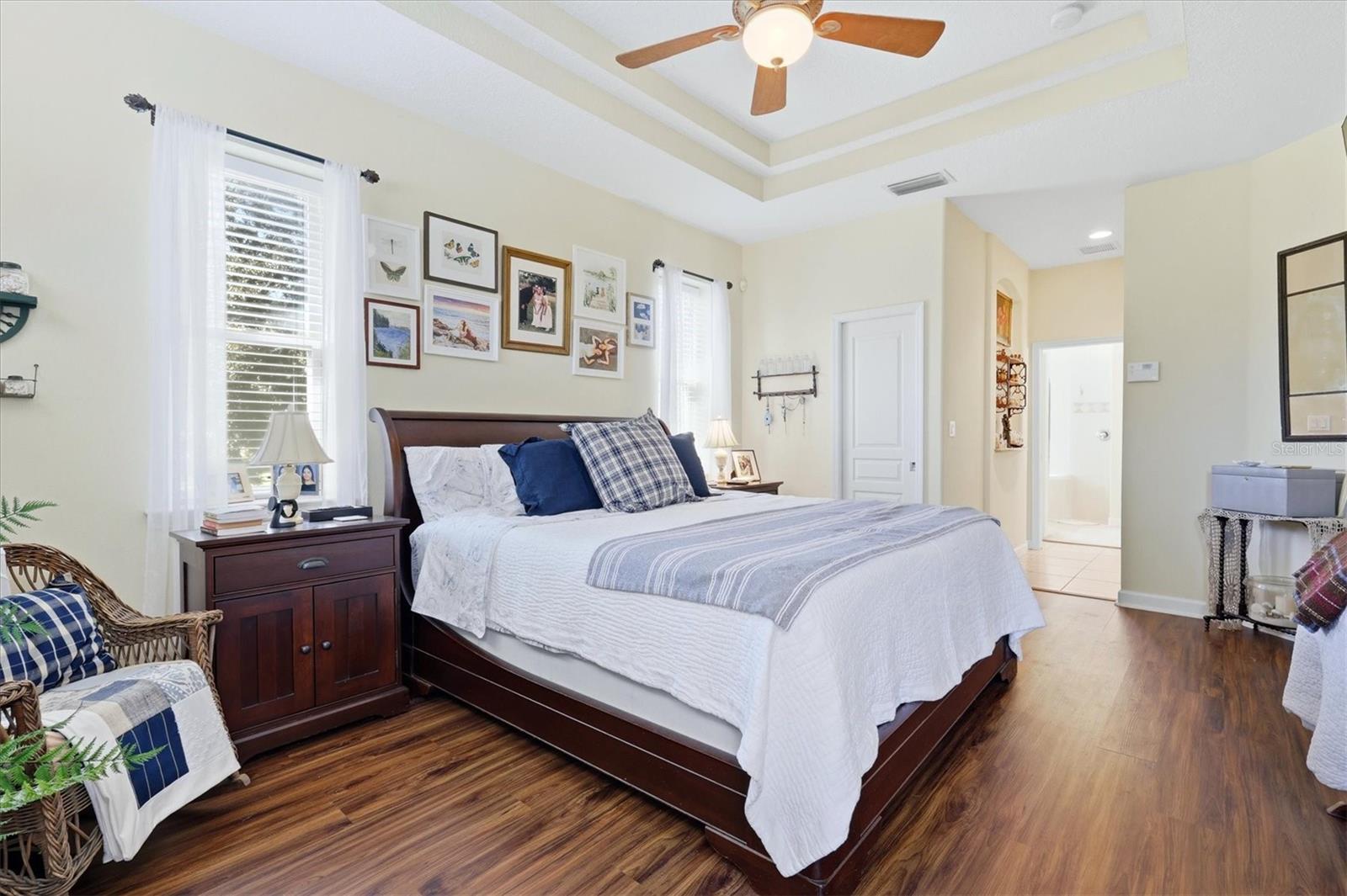 1753 KINGSDOWN DRIVE, Sarasota, FL 34240