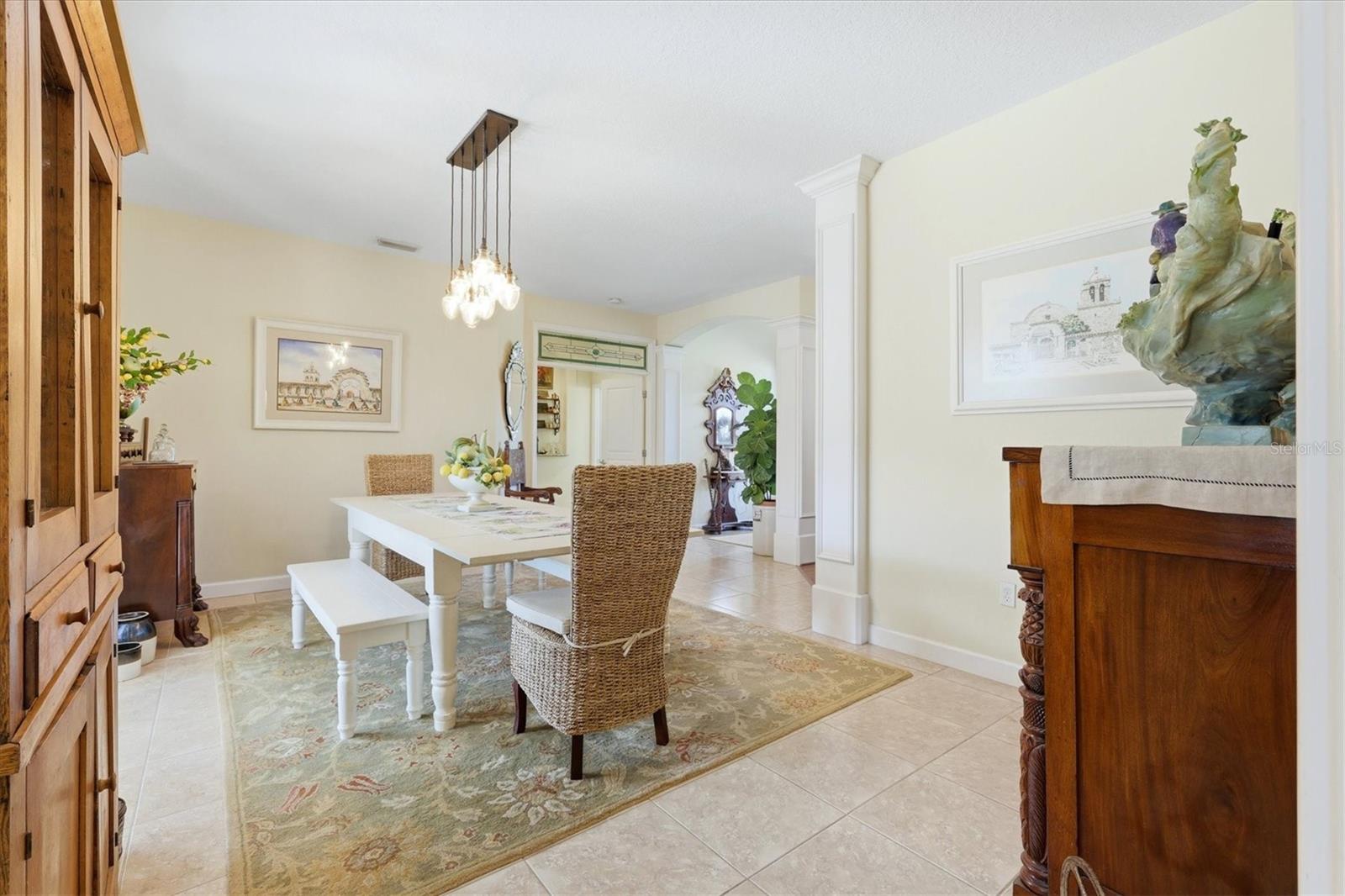 1753 KINGSDOWN DRIVE, Sarasota, FL 34240