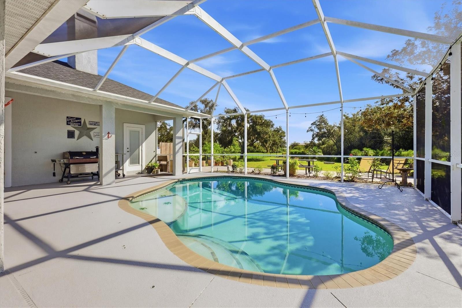 1753 KINGSDOWN DRIVE, Sarasota, FL 34240