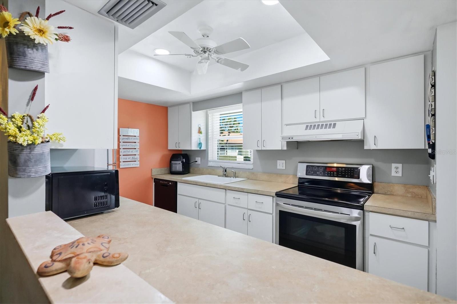 3654 HISPANIA PLACE, #323, Sarasota, FL 34232
