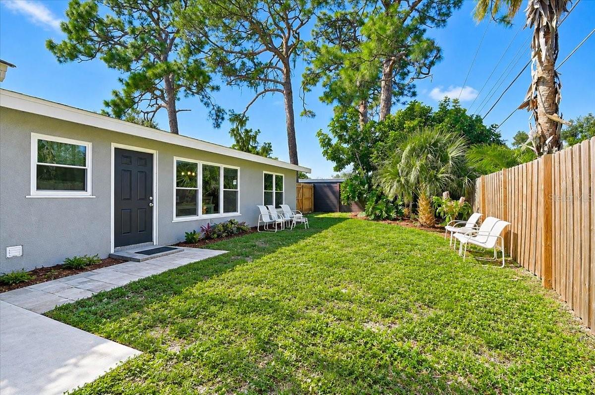 3103 BROWNING STREET, Sarasota, FL 34237