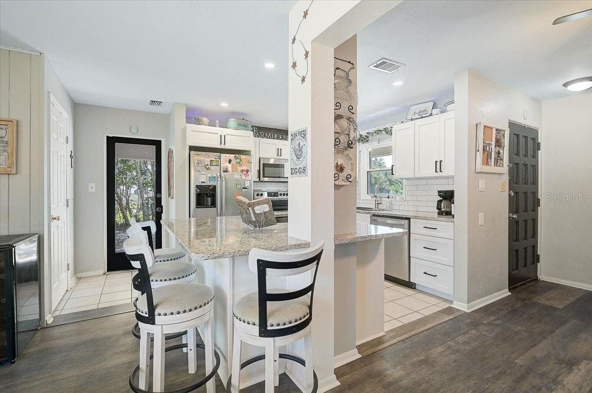 3103 BROWNING STREET, Sarasota, FL 34237