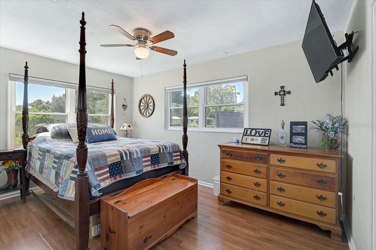 3103 BROWNING STREET, Sarasota, FL 34237