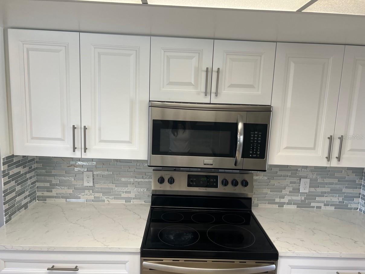 4115 23RD AVE W, Bradenton, FL 34205